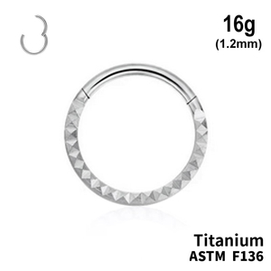 Кільце клікер з бічним тисненням 16g (1.2мм) 8мм ТИТАН